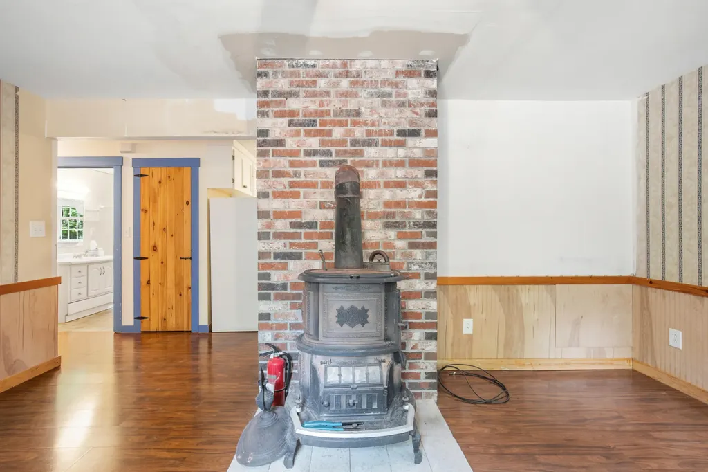 620 Ossipee Trail Limington ME 04049
