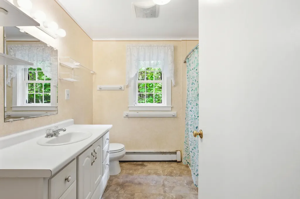 620 Ossipee Trail Limington ME 04049