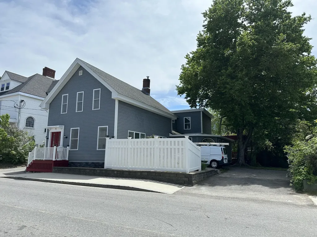 75 South Street Biddeford ME 04005
