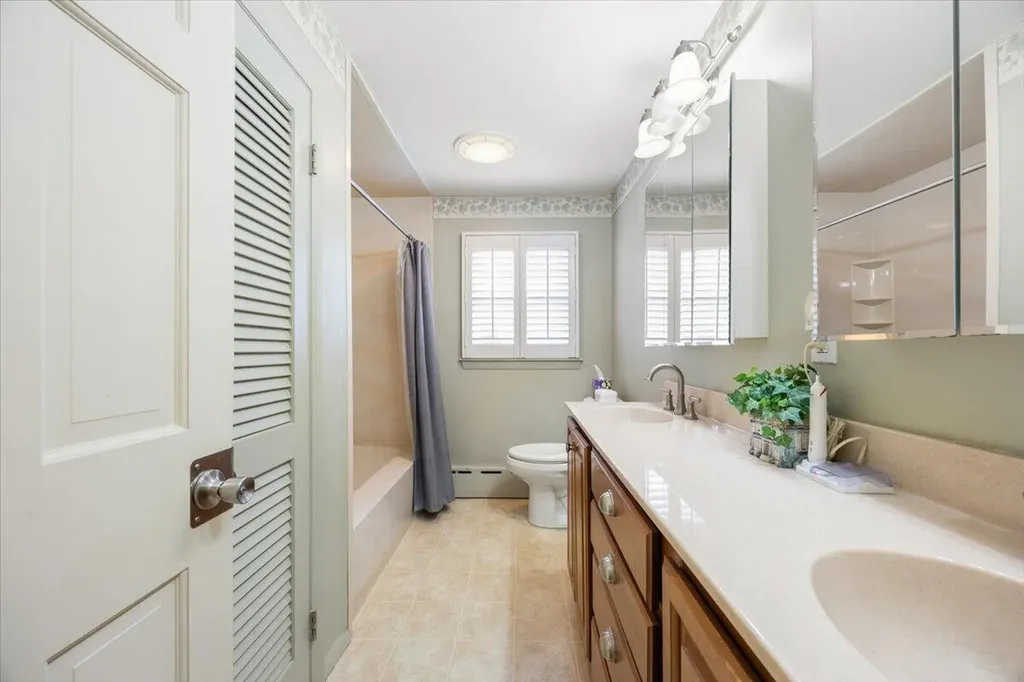 27 Weymouth Street Saco ME 04072