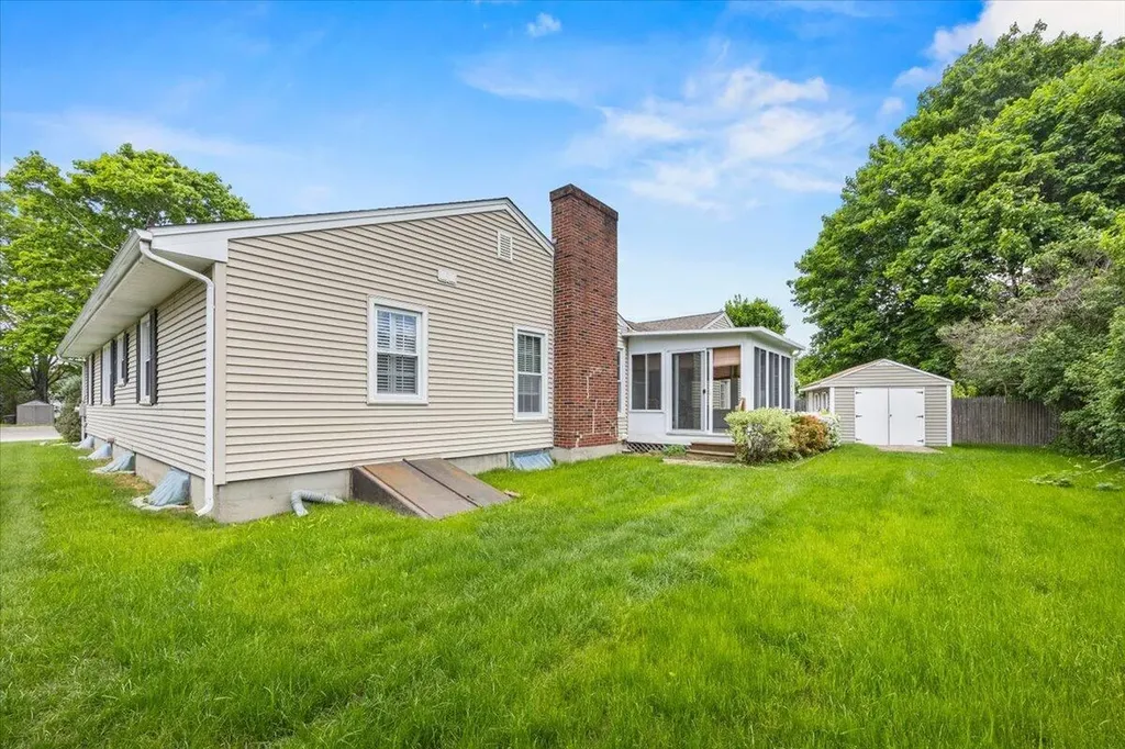 27 Weymouth Street Saco ME 04072