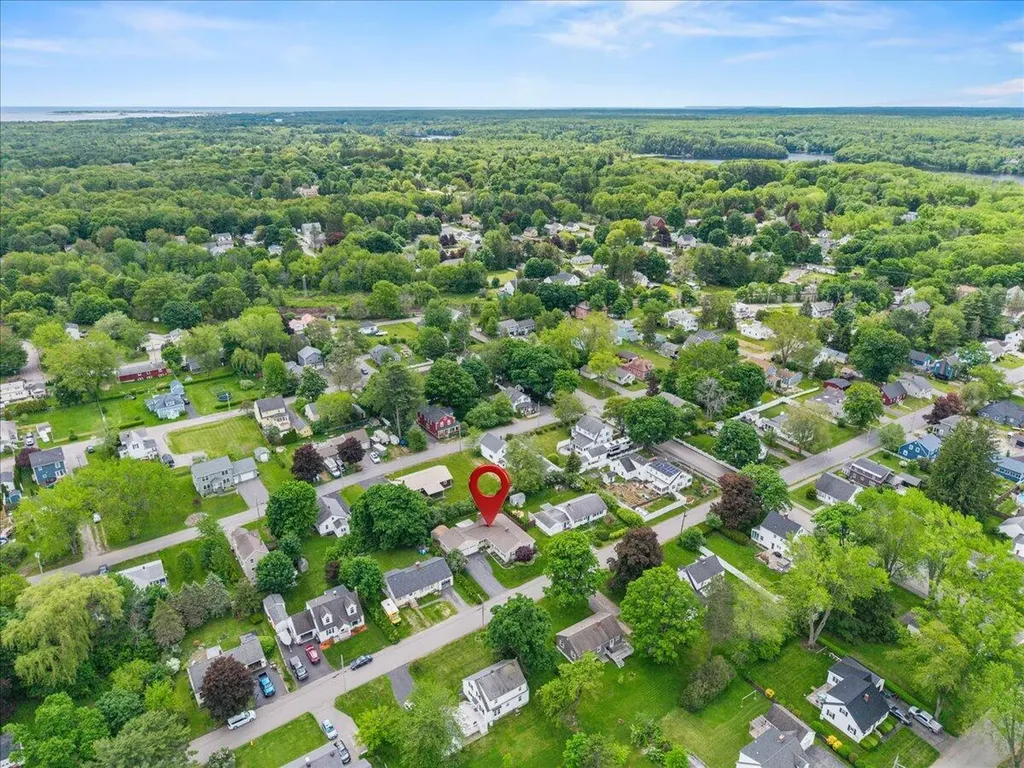 27 Weymouth Street Saco ME 04072