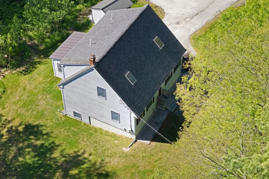 706 Middlesex Road Topsham ME 04086