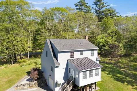 706 Middlesex Road Topsham ME 04086