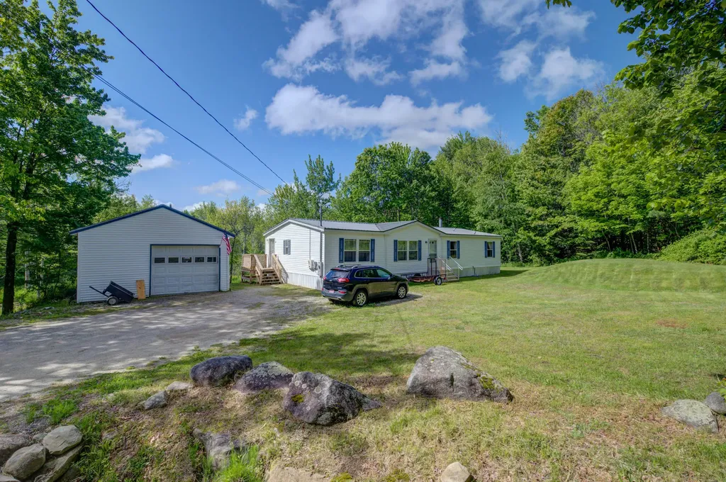 4 Jam Hill Road Oxford ME 04270