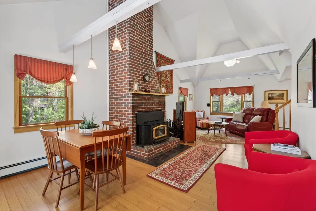 26 Palmer Road Westport Island ME 04578