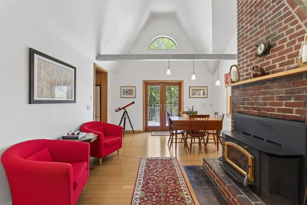26 Palmer Road Westport Island ME 04578