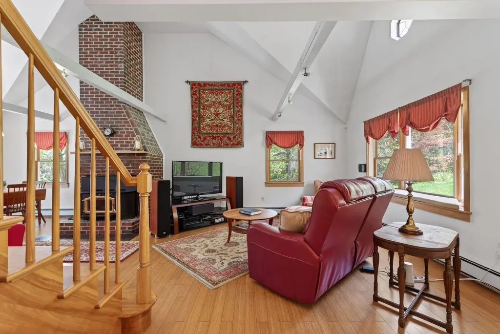 26 Palmer Road Westport Island ME 04578