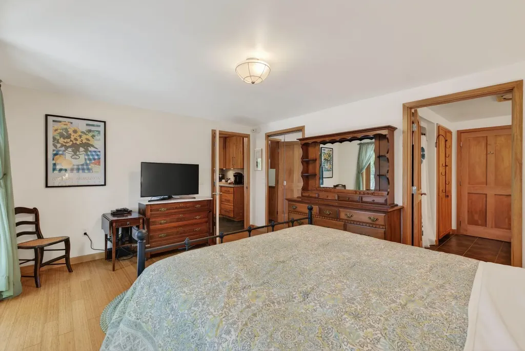 26 Palmer Road Westport Island ME 04578