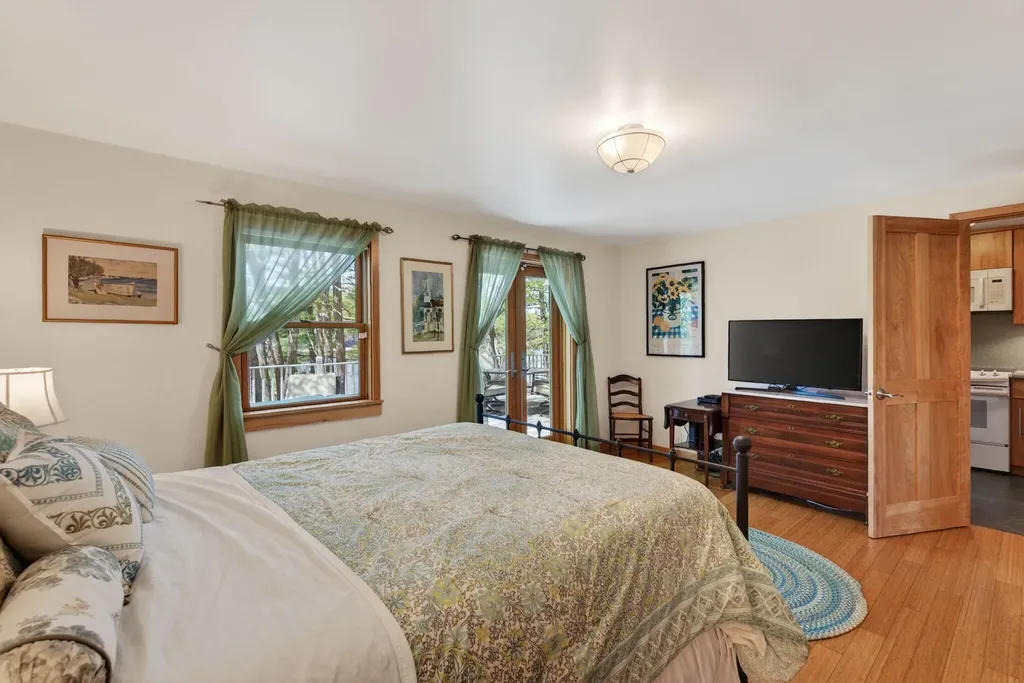 26 Palmer Road Westport Island ME 04578