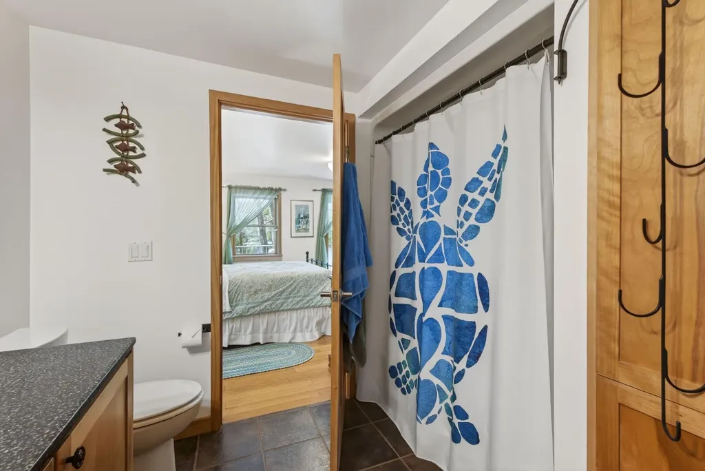 26 Palmer Road Westport Island ME 04578