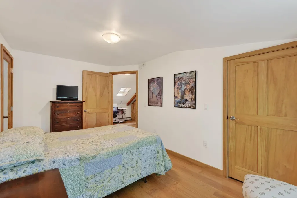 26 Palmer Road Westport Island ME 04578