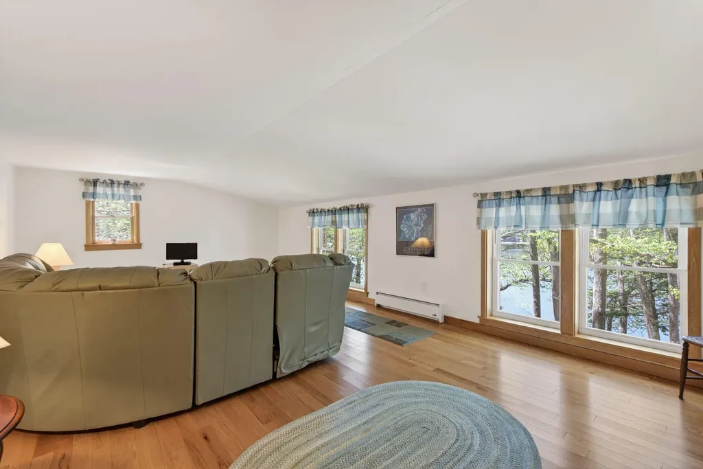 26 Palmer Road Westport Island ME 04578