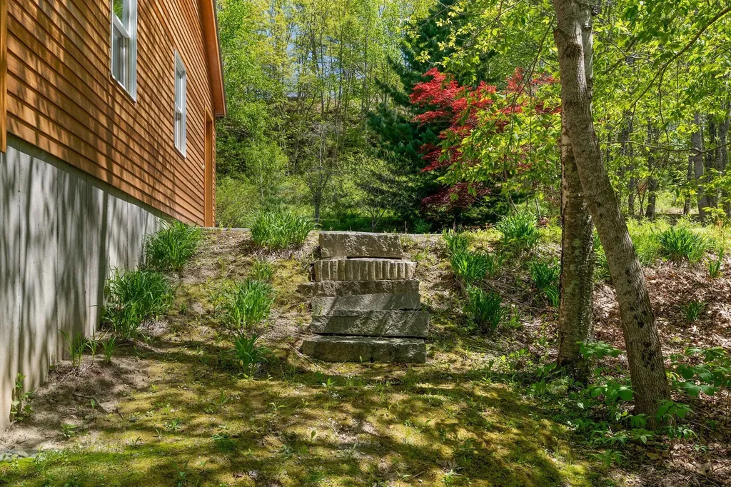 26 Palmer Road Westport Island ME 04578