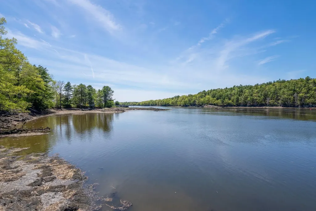 26 Palmer Road Westport Island ME 04578