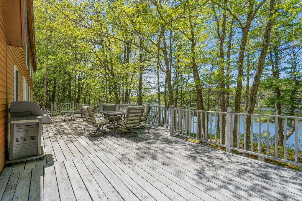 26 Palmer Road Westport Island ME 04578