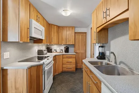 26 Palmer Road Westport Island ME 04578