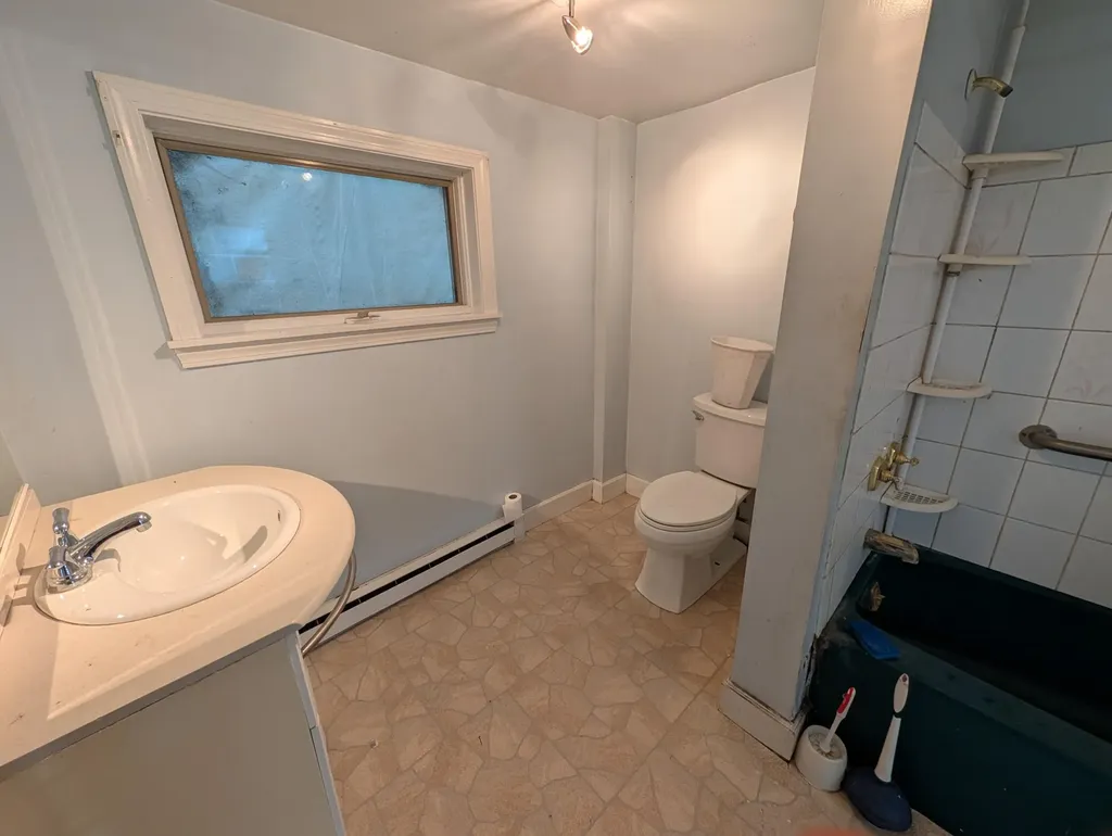 1816 Dexter Road Dover-foxcroft ME 04426