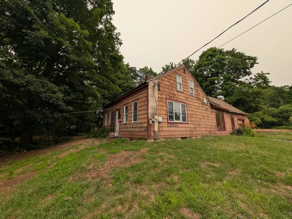 1816 Dexter Road Dover-foxcroft ME 04426