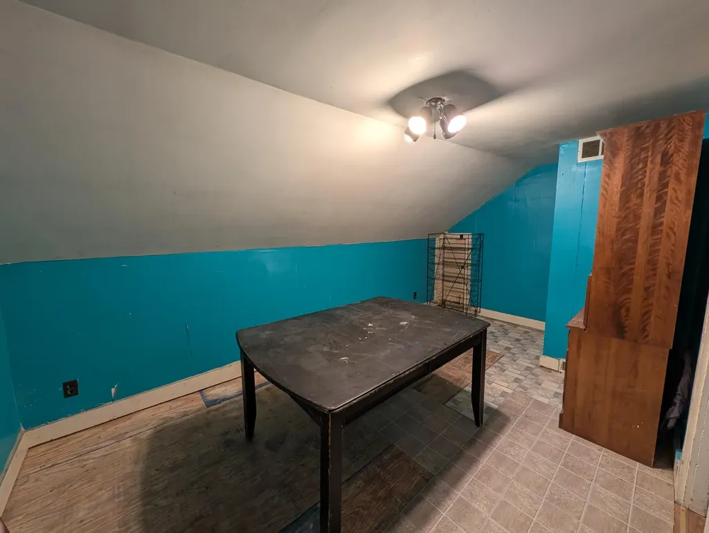 1816 Dexter Road Dover-foxcroft ME 04426
