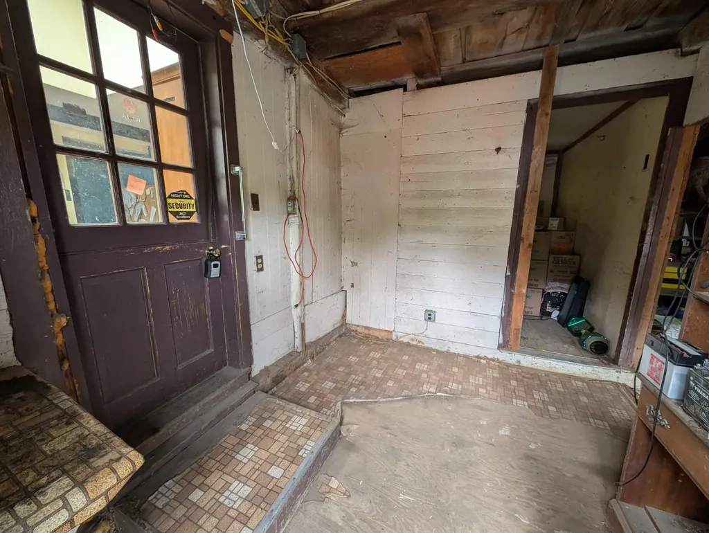 1816 Dexter Road Dover-foxcroft ME 04426