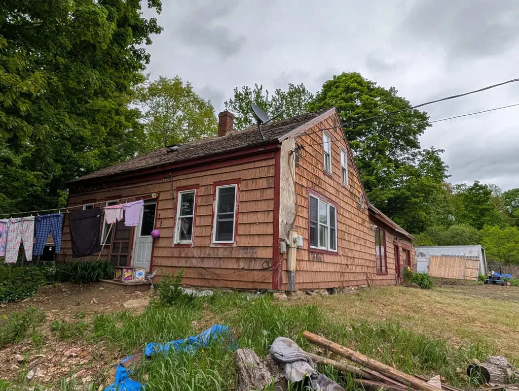 1816 Dexter Road Dover-foxcroft ME 04426