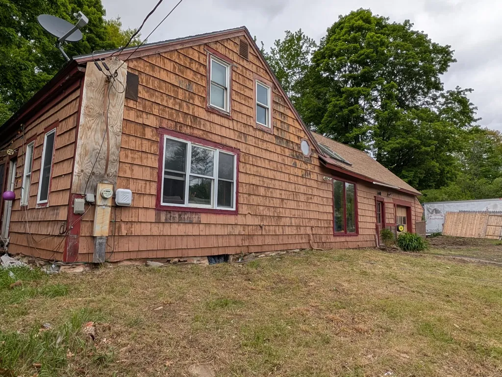 1816 Dexter Road Dover-foxcroft ME 04426