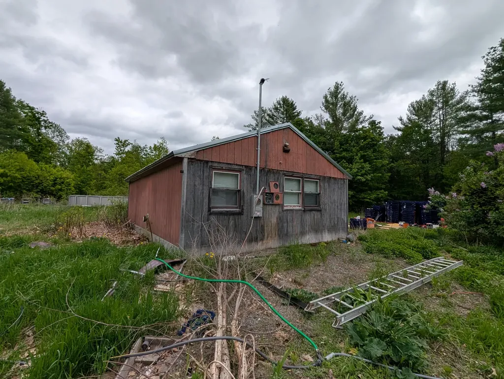 1816 Dexter Road Dover-foxcroft ME 04426