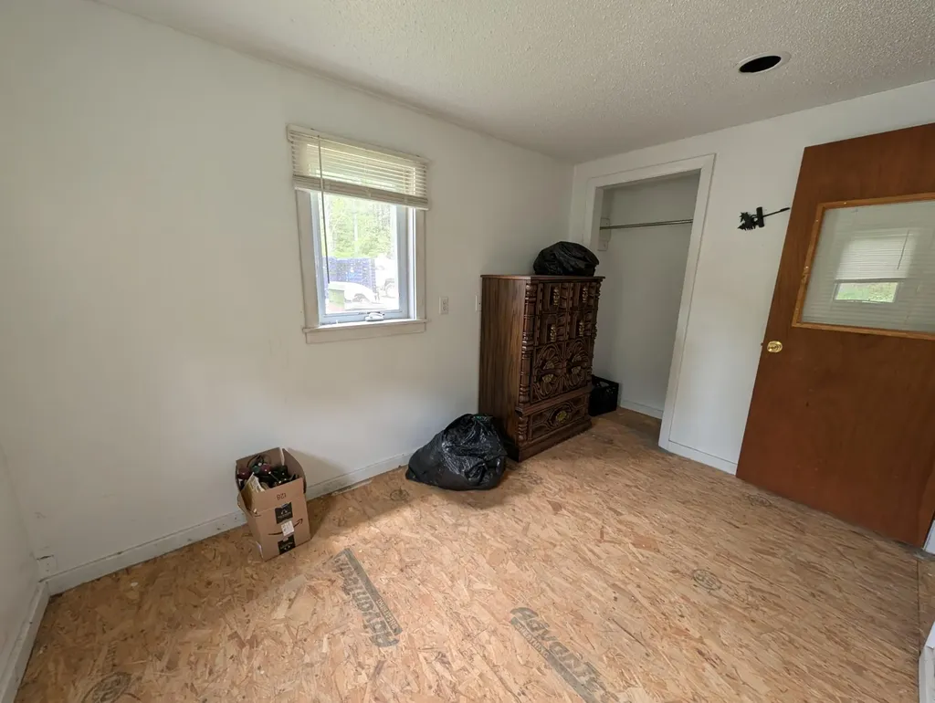 1816 Dexter Road Dover-foxcroft ME 04426