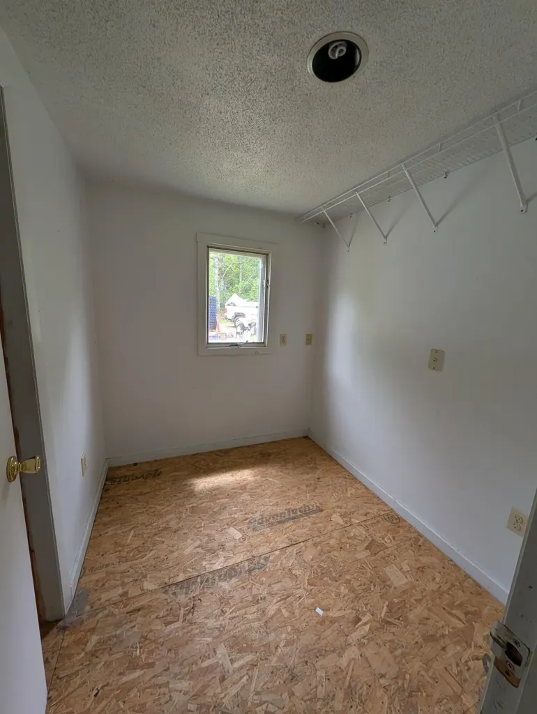 1816 Dexter Road Dover-foxcroft ME 04426