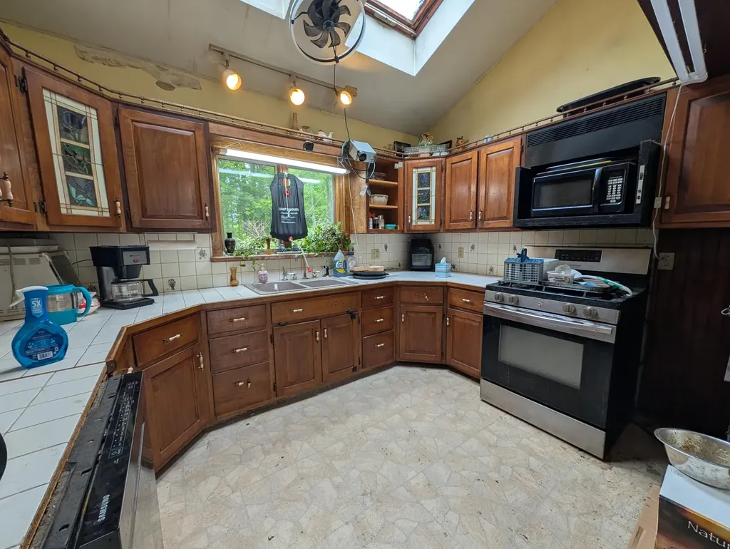 1816 Dexter Road Dover-foxcroft ME 04426