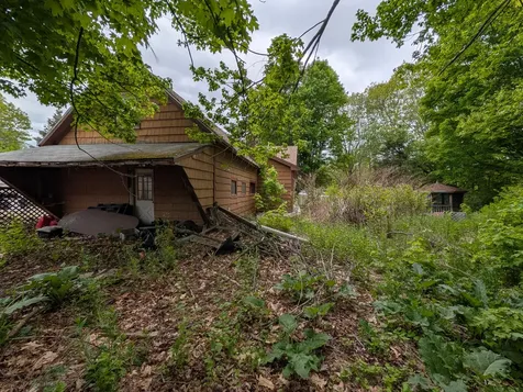 1816 Dexter Road Dover-foxcroft ME 04426