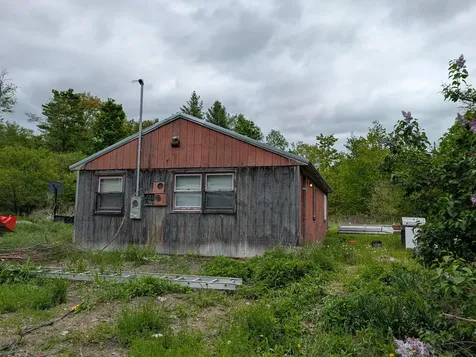 1816 Dexter Road Dover-foxcroft ME 04426