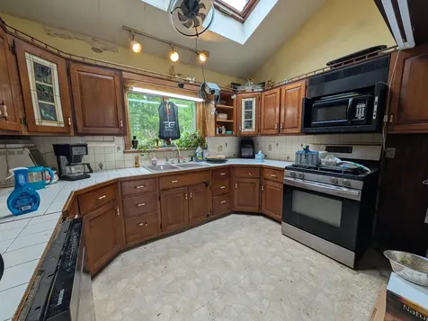 1816 Dexter Road Dover-foxcroft ME 04426