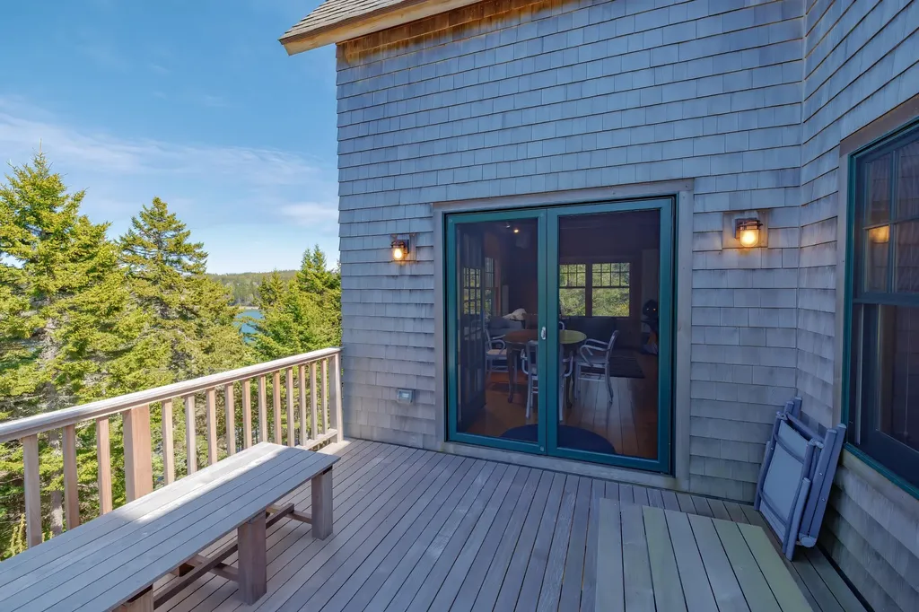 170 Harbor Road Swans Island ME 04685