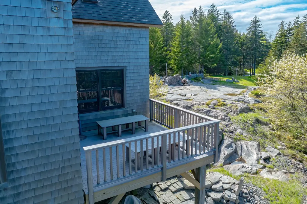170 Harbor Road Swans Island ME 04685