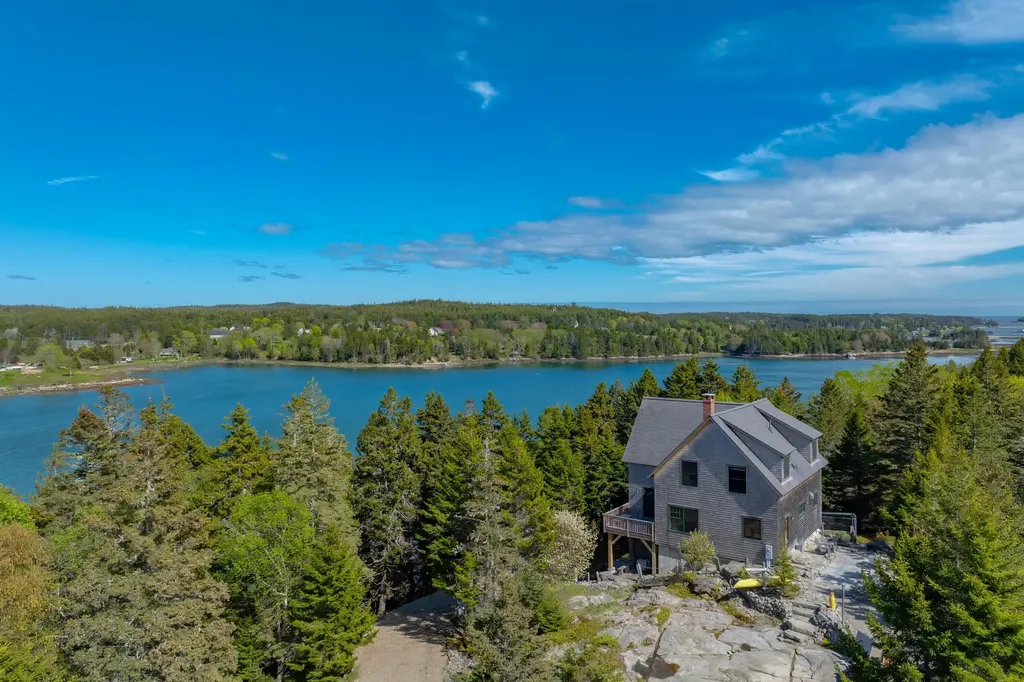 170 Harbor Road Swans Island ME 04685