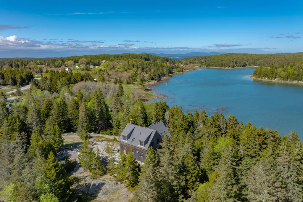 170 Harbor Road Swans Island ME 04685