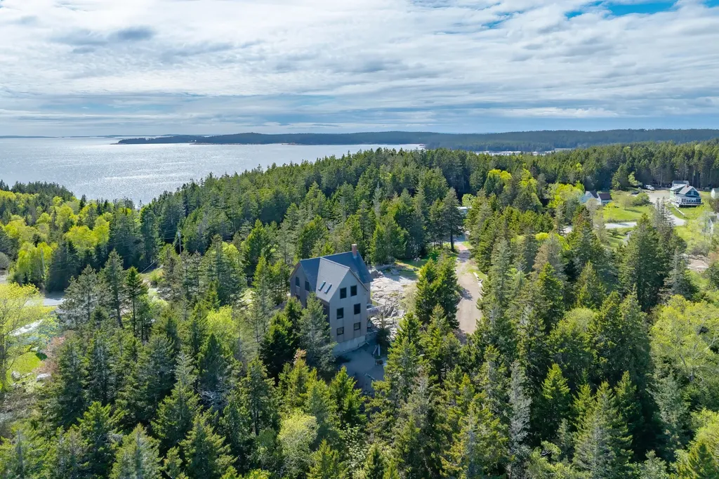 170 Harbor Road Swans Island ME 04685