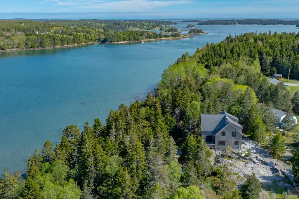 170 Harbor Road Swans Island ME 04685