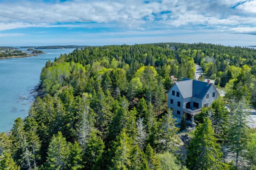 170 Harbor Road Swans Island ME 04685