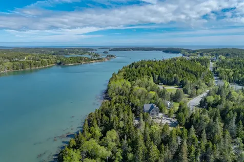 170 Harbor Road Swans Island ME 04685
