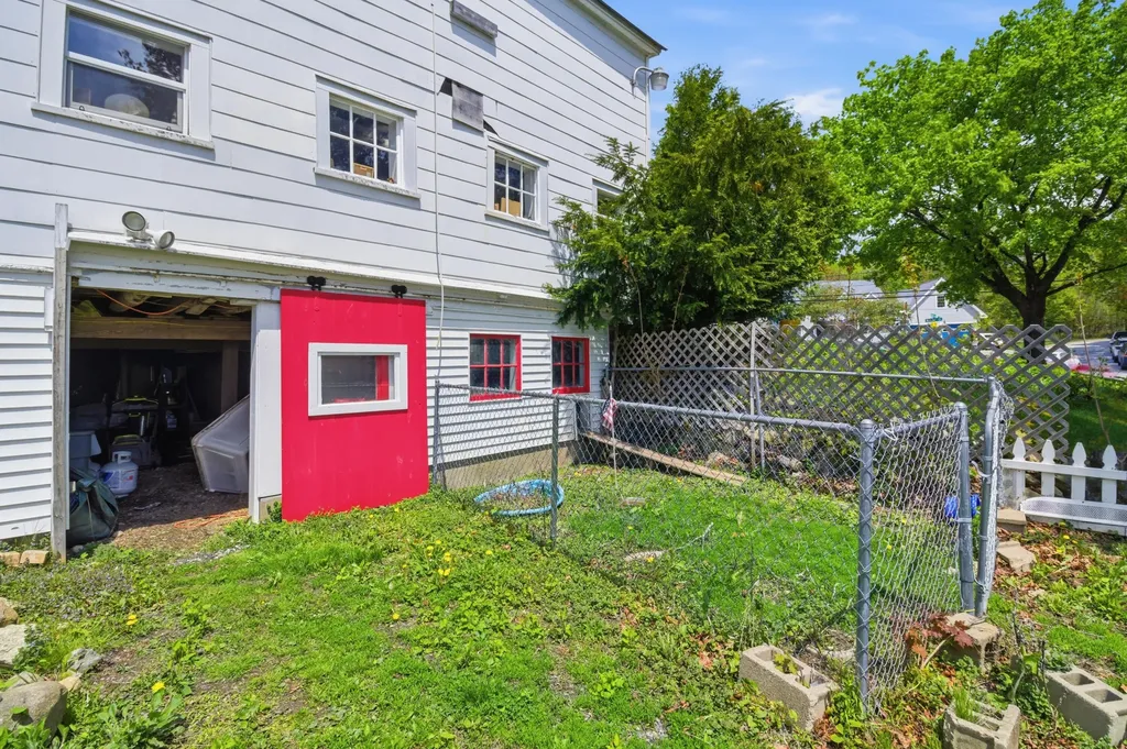 533 Webster Street Lewiston ME 04240