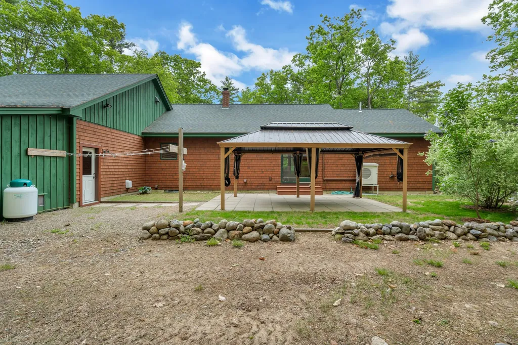 75 Wardens Way Shapleigh ME 04076