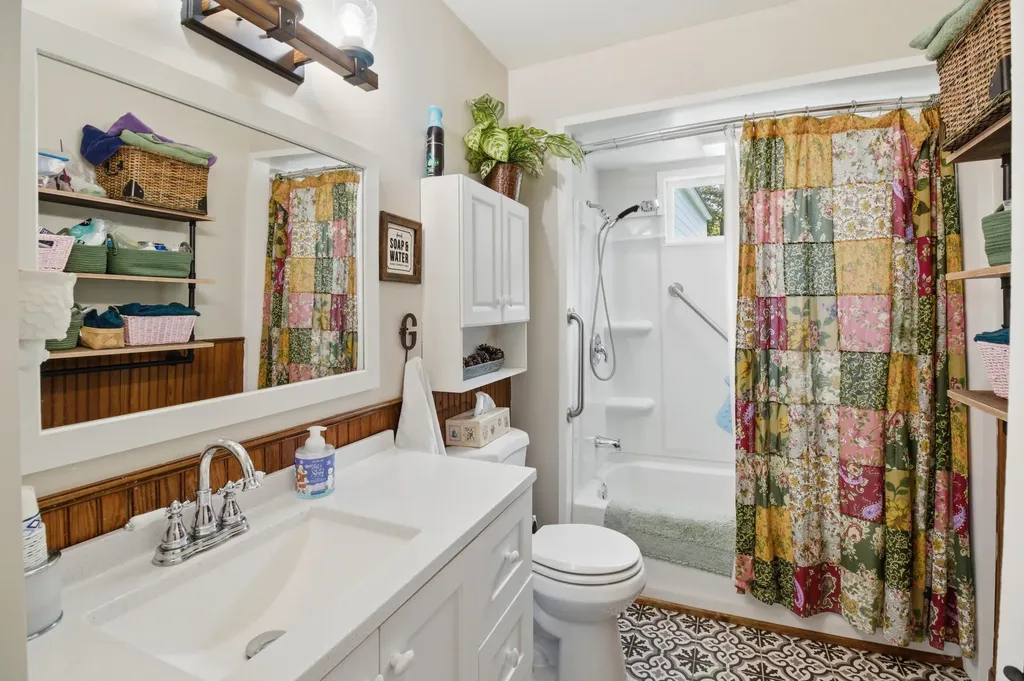 533 Webster Street Lewiston ME 04240