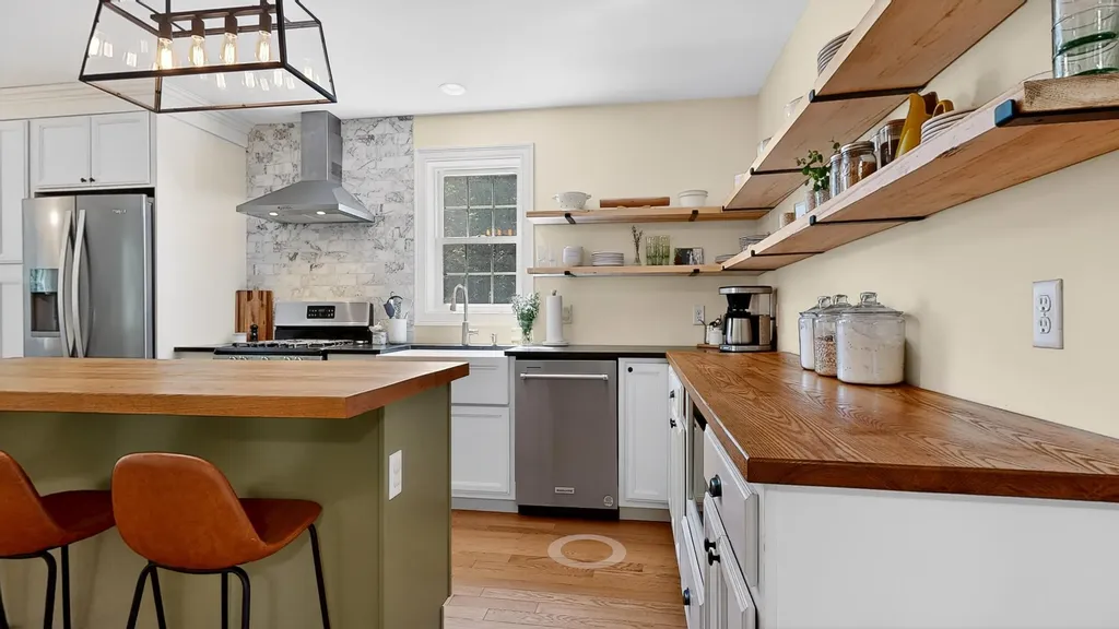 124 Plummer Road Gorham ME 04038
