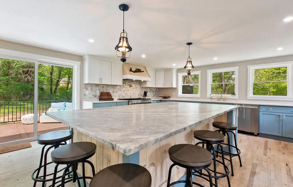 3 Bartlett Road Kittery ME 03905