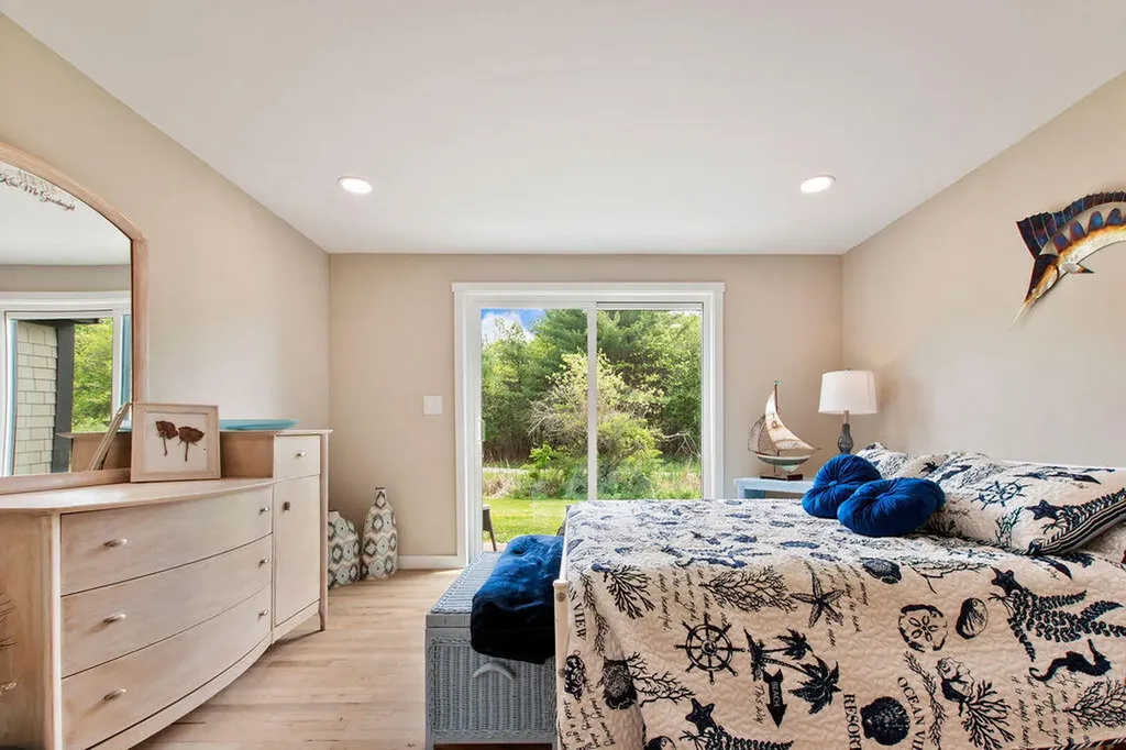 3 Bartlett Road Kittery ME 03905