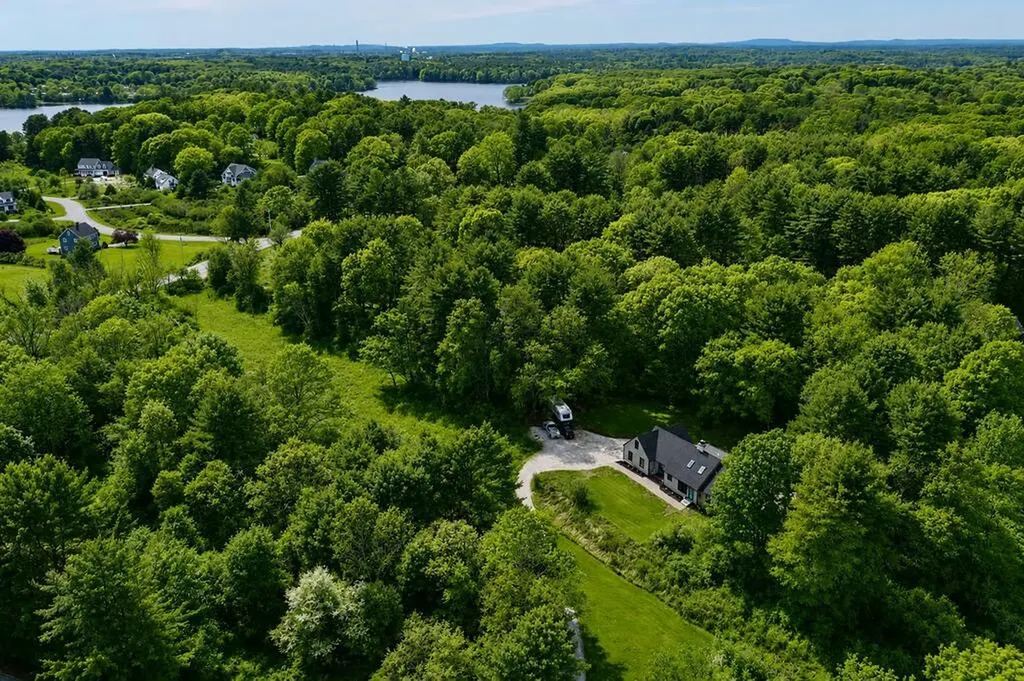 3 Bartlett Road Kittery ME 03905