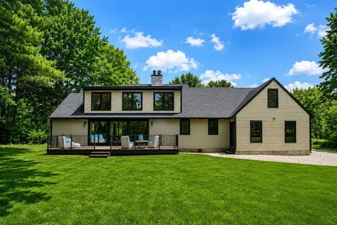 3 Bartlett Road Kittery ME 03905